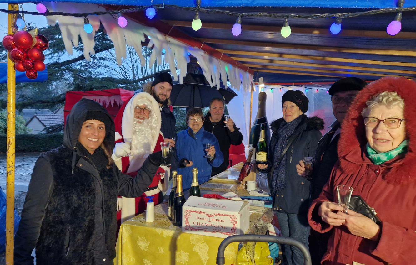 Rencontre du Pere Noel à Villiers-St-Frédéric
